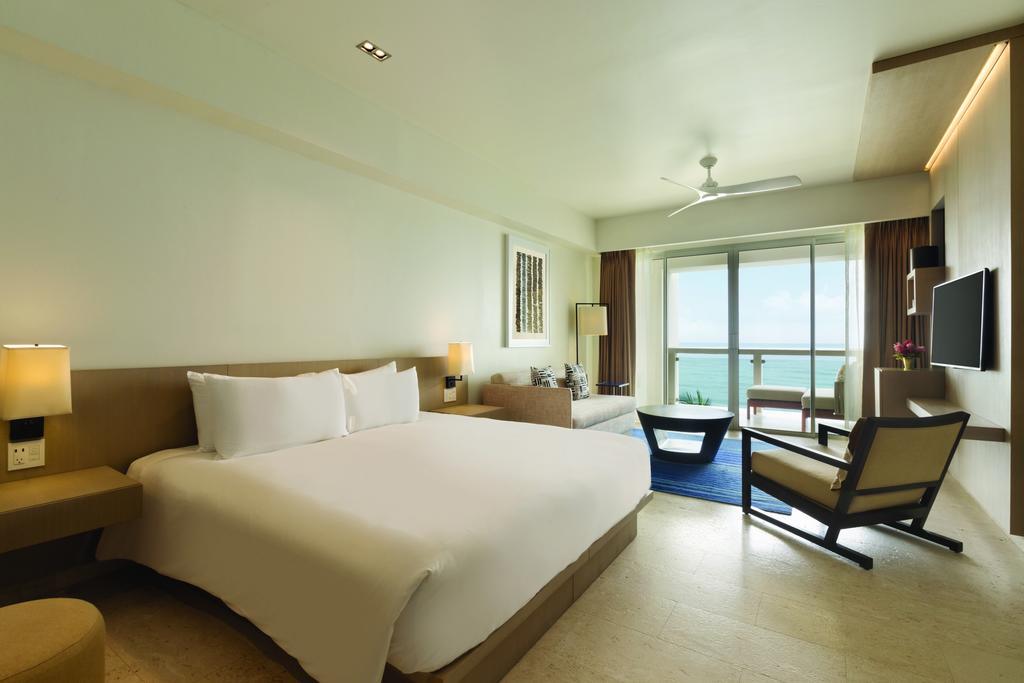 Hyatt Ziva Rose Hall -
